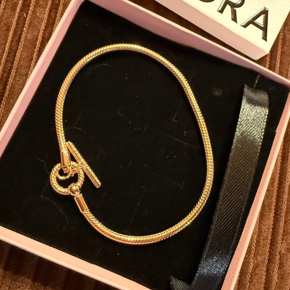 PANDORA BRACELET - ROSE GOLD